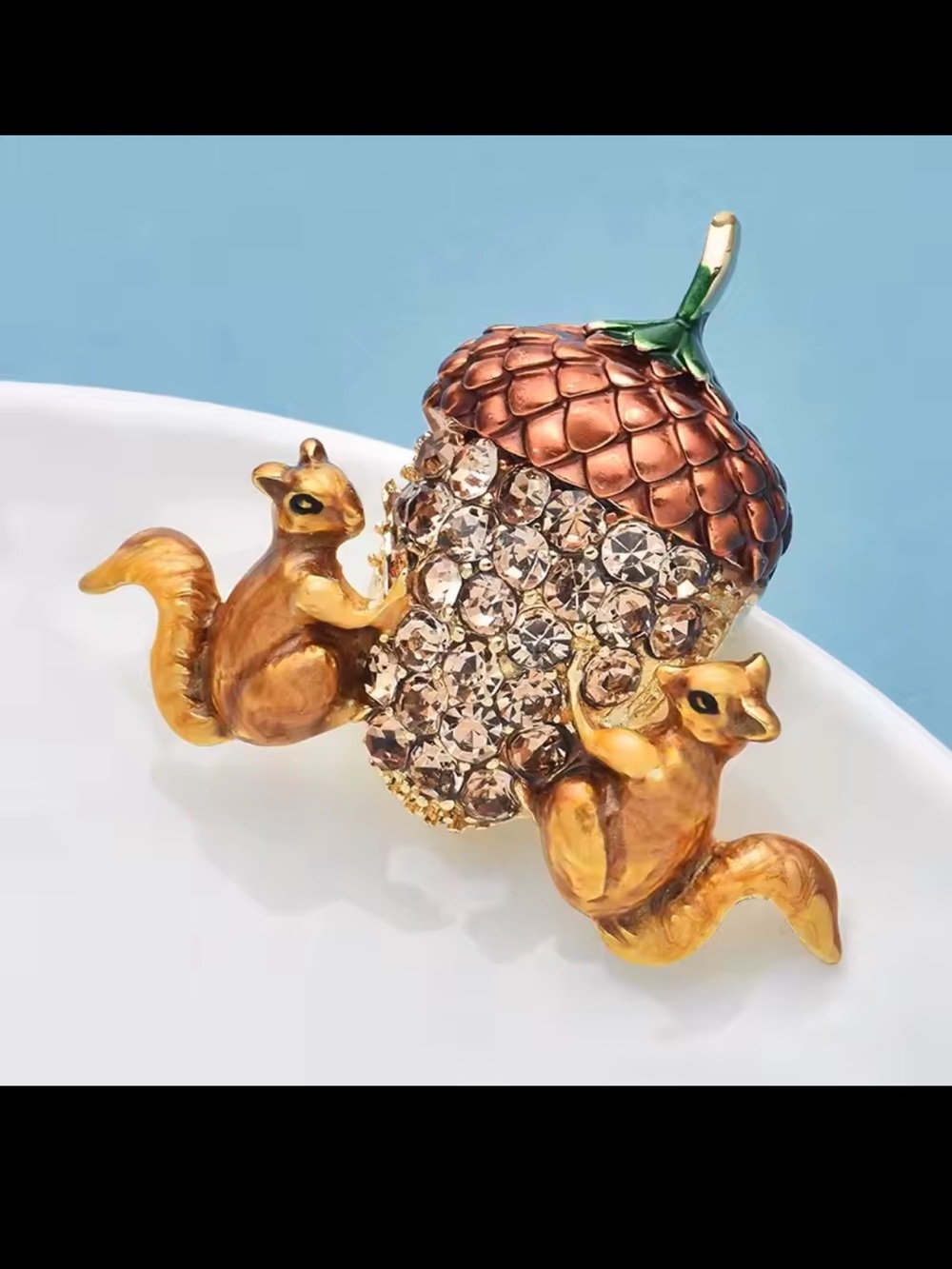 Cute Squirrel Brown Acorn Crystal Brooch - Picture 6 of 9